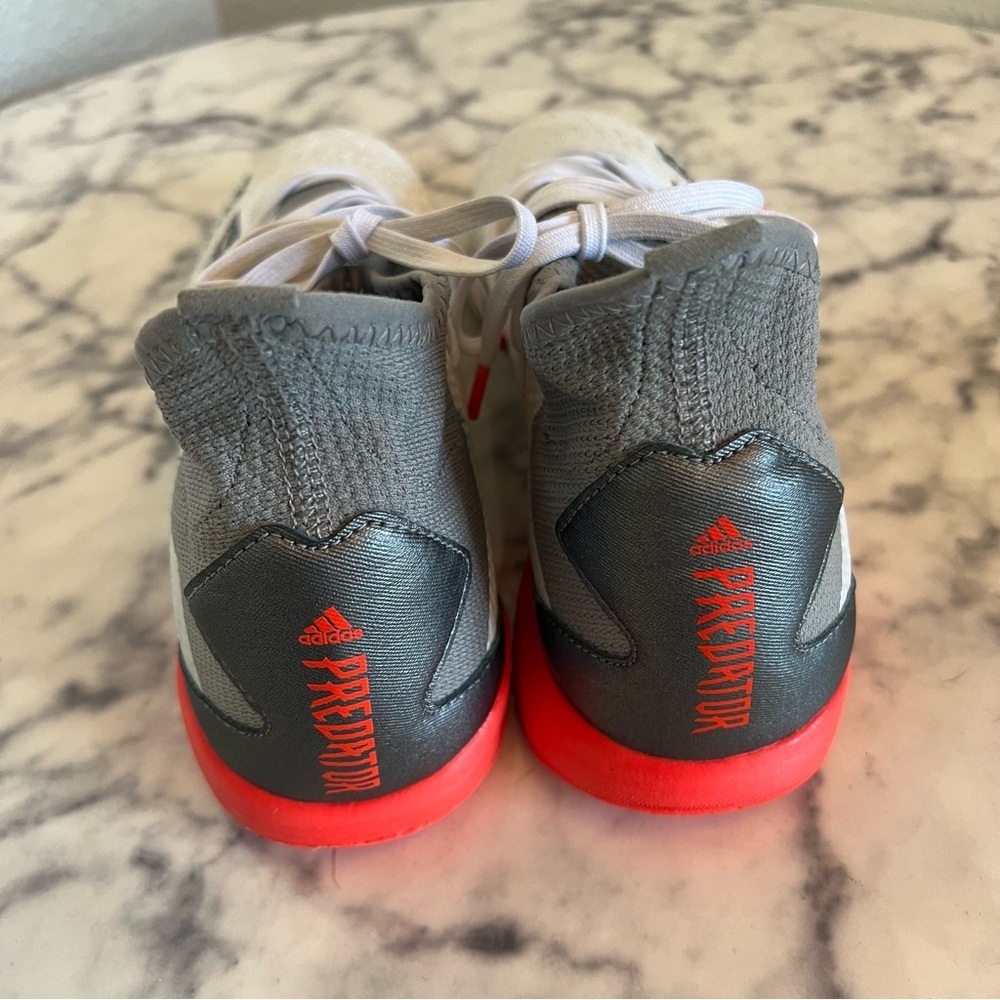 Adidas Indoor Predator Freak Shoes - Picture 2 of 6